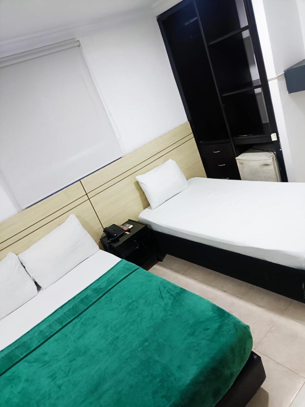 Hotel Suite Imperial 72 Barranquilla  Exteriör bild